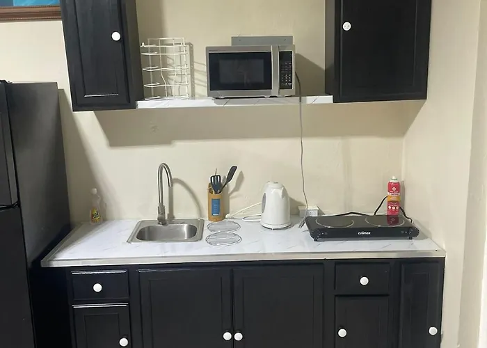 Grace Garden Guesthouse By Eminence Ent